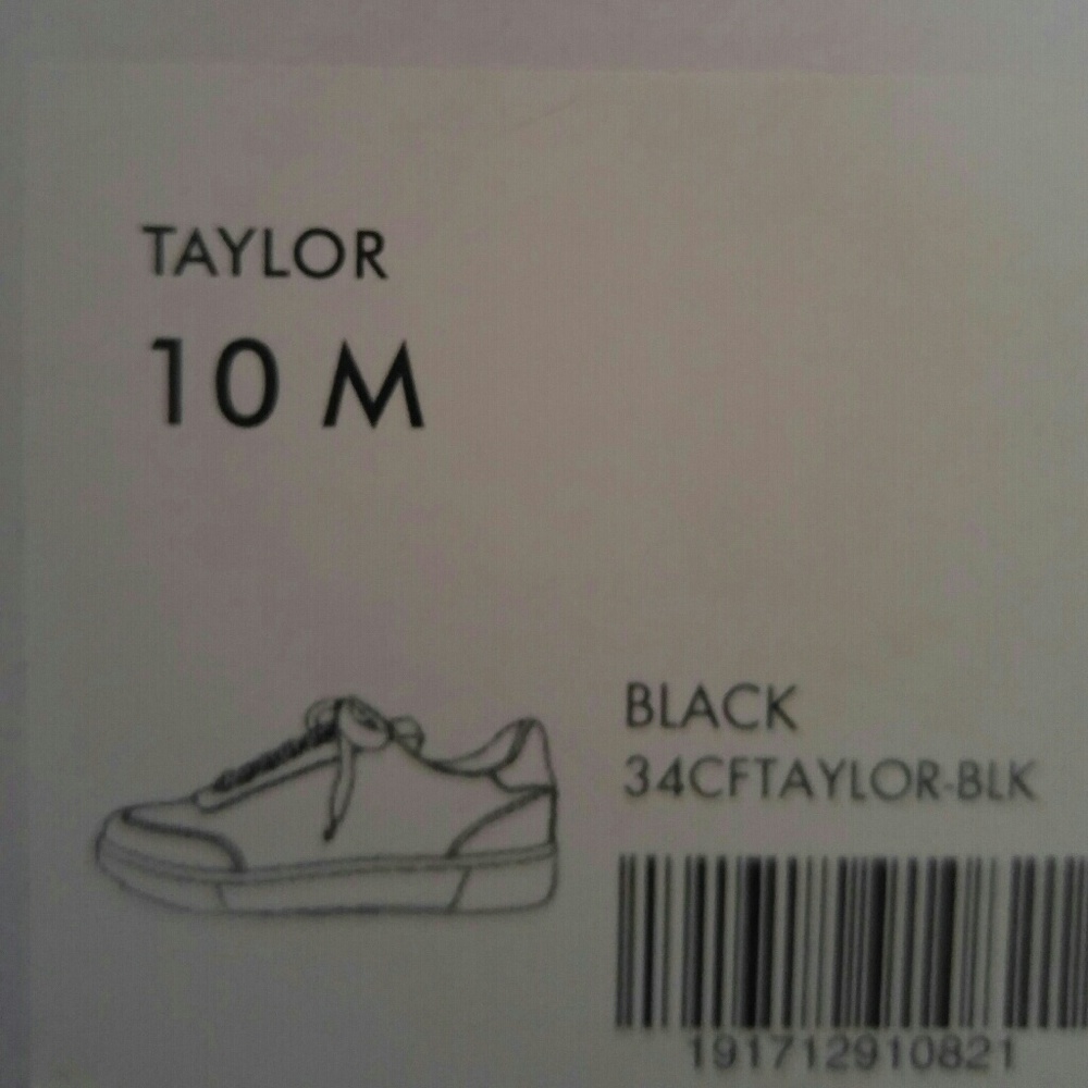 Shoes - Picture 7 of 8